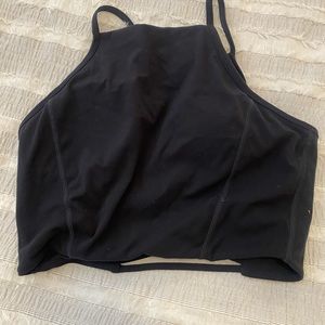 Medium Black Ivy Crop